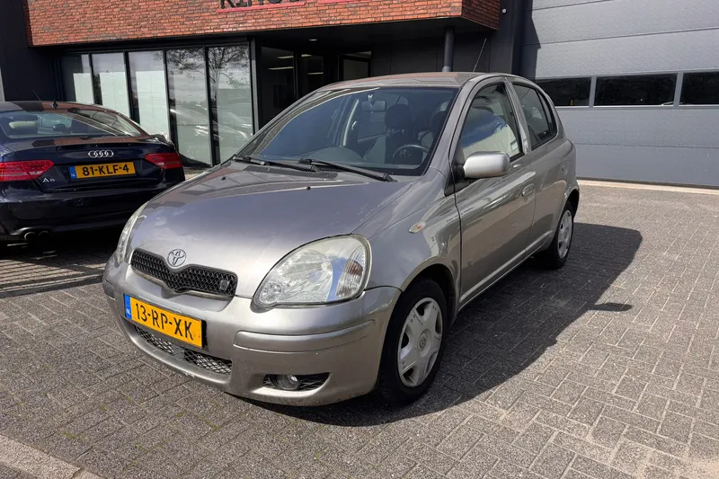 Toyota Yaris (2005)