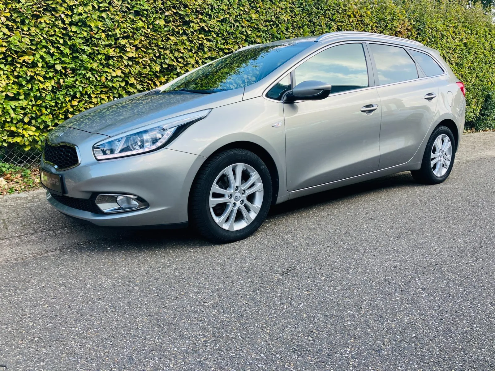 Kia Ceed (2013) — foto 1