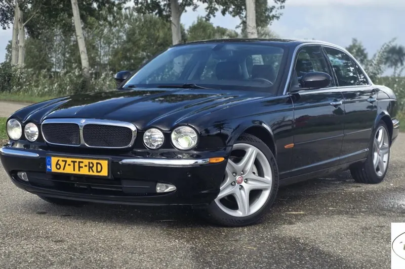 Jaguar XJ (2006)