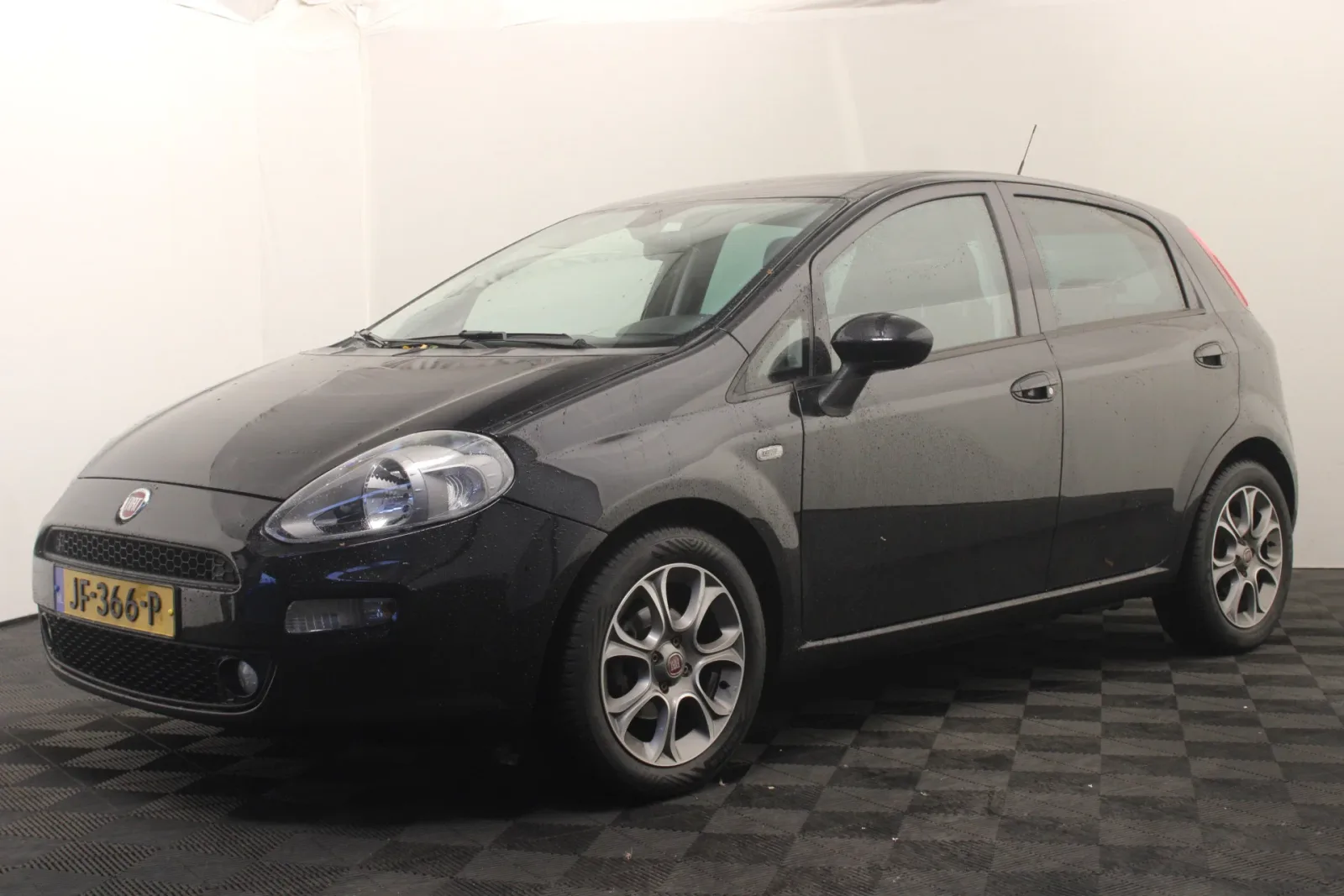 Fiat Punto Evo (2016) — foto 1