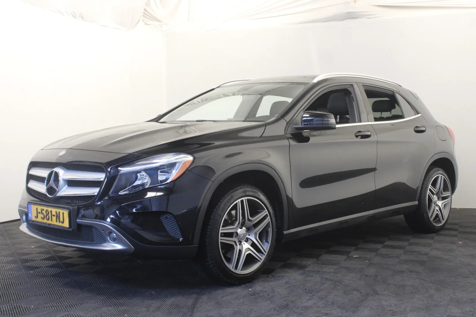 Mercedes-Benz GLA-Klasse (2014) — foto 1