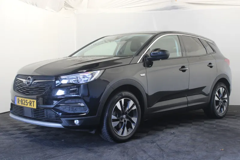 Opel Grandland X (2018)