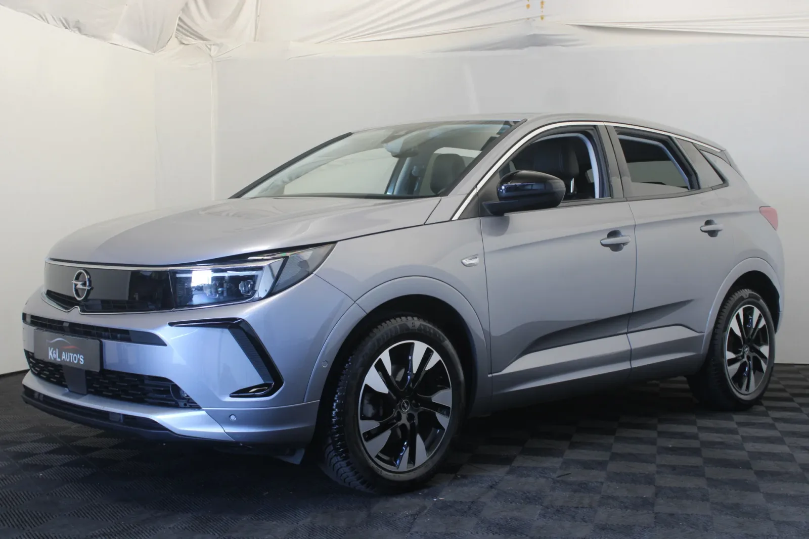 Opel Grandland (2023) — foto 1