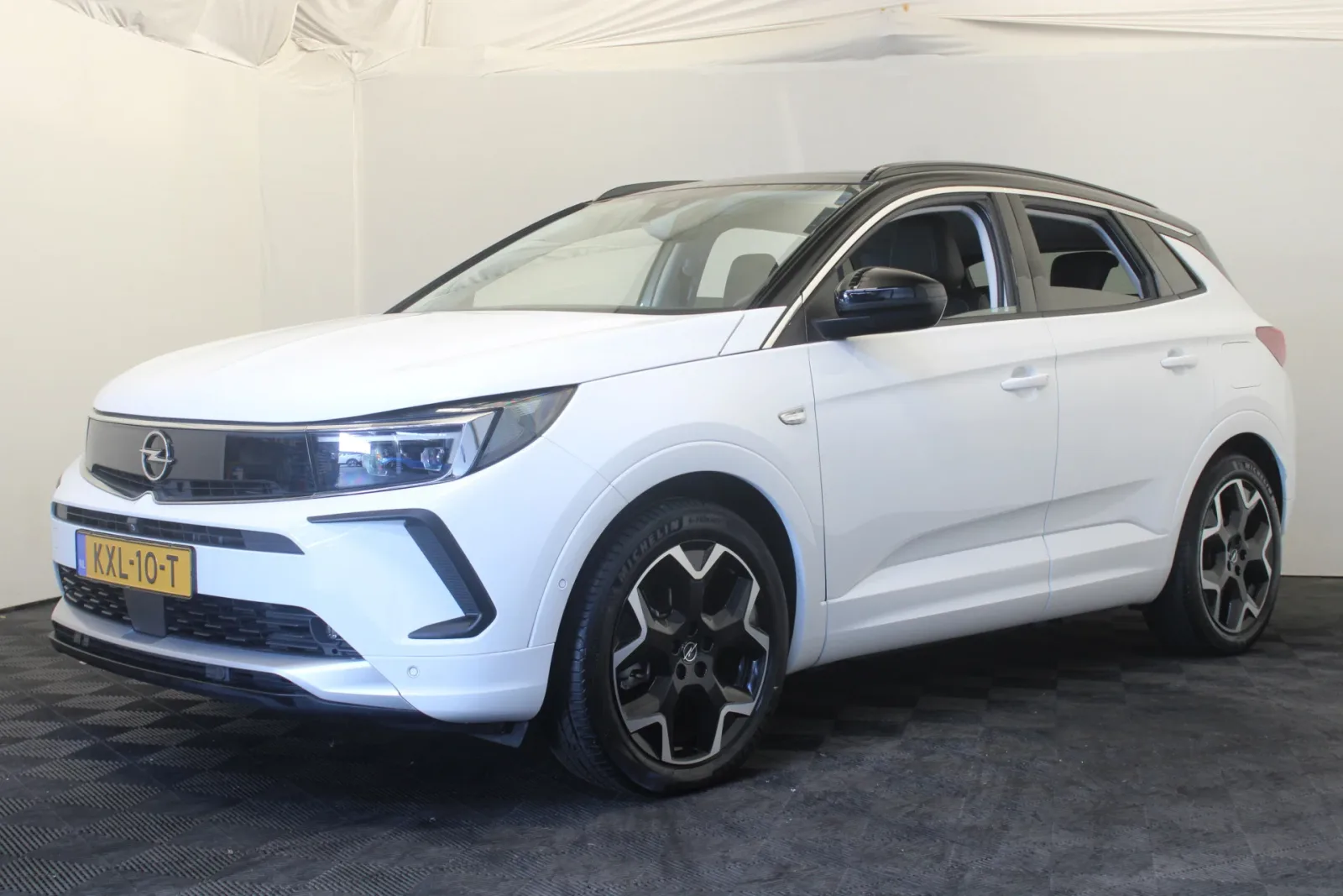 Opel Grandland (2022) — foto 1