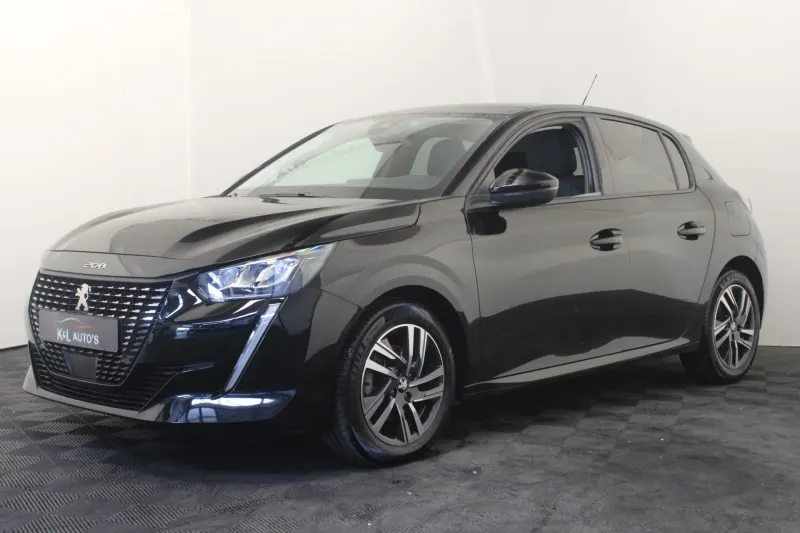 Peugeot 208 (2023)