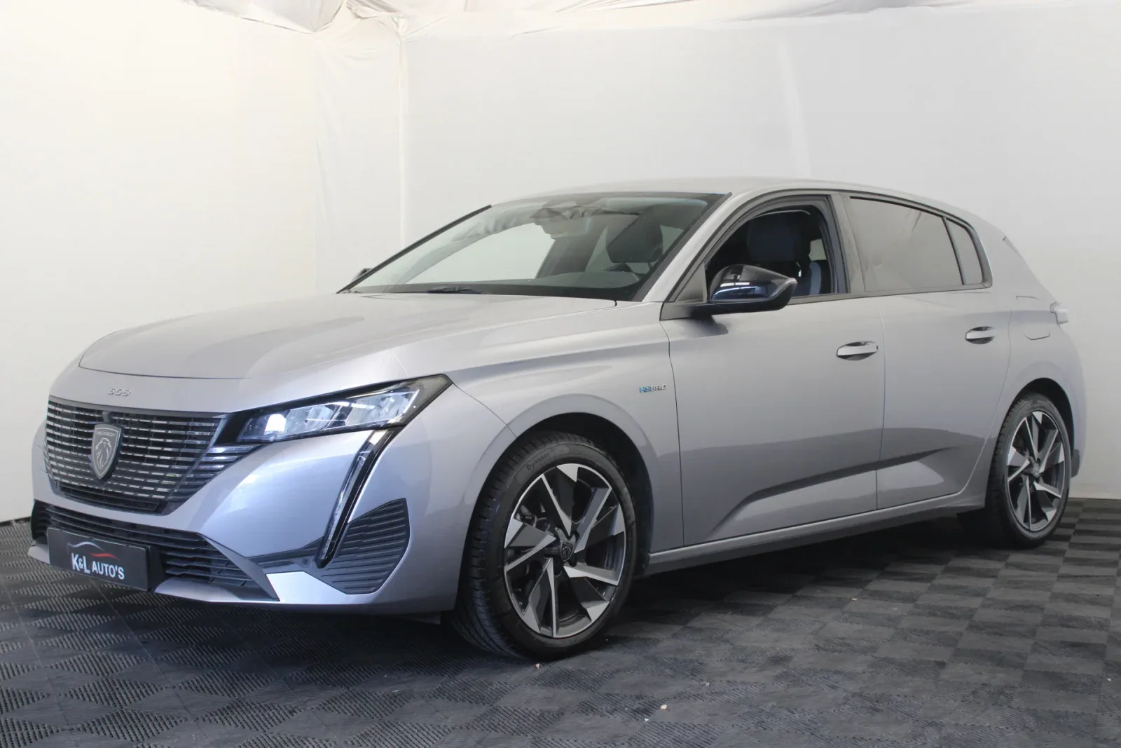 Peugeot 308 (2023) — foto 1