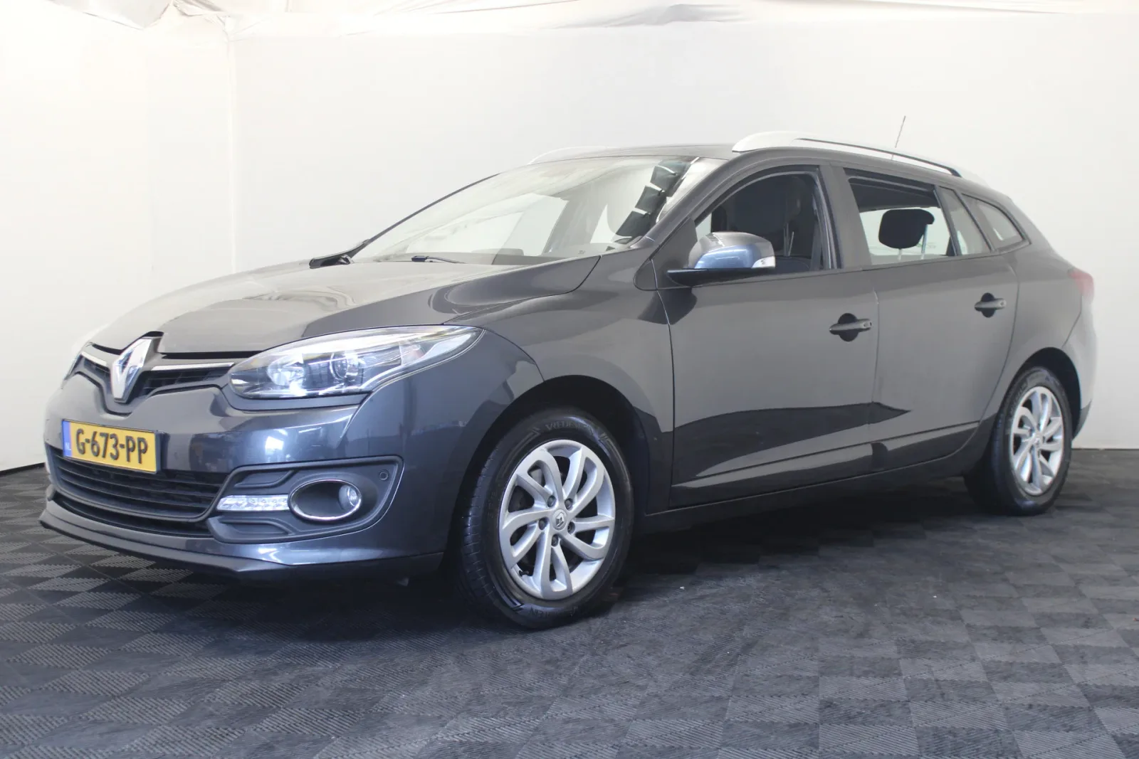 Renault Mégane (2014) — foto 1