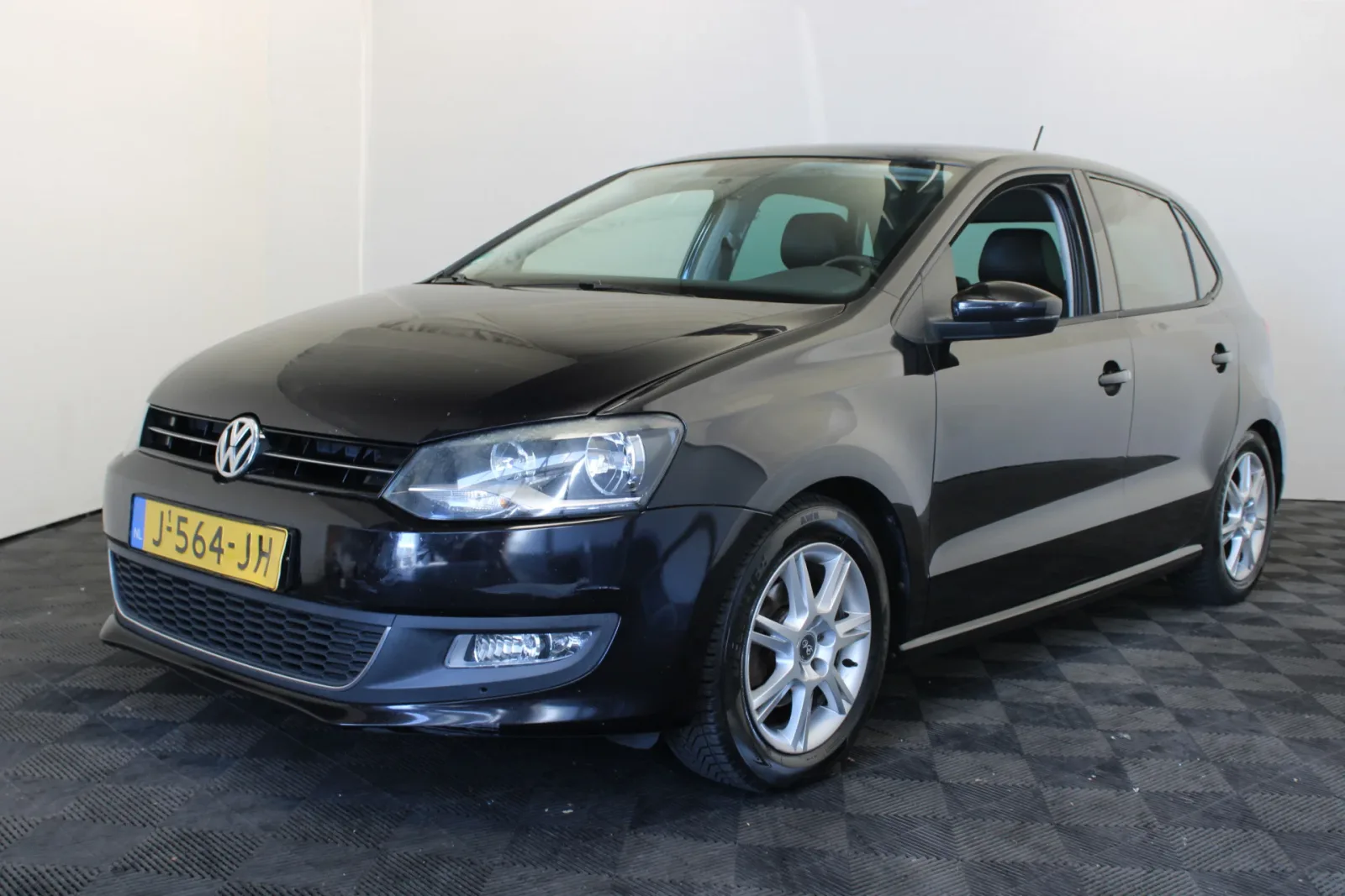 Volkswagen Polo (2009) — foto 1
