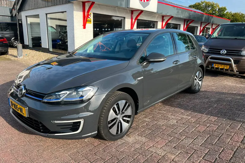 Volkswagen e-Golf (2020)