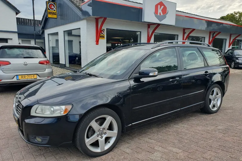 Volvo V50 (2009)