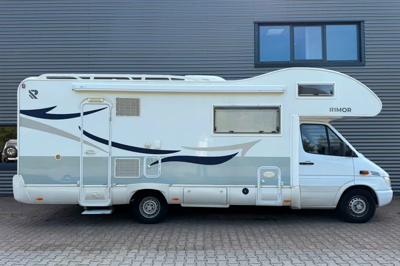 Mercedes-Benz Sprinter (2006)