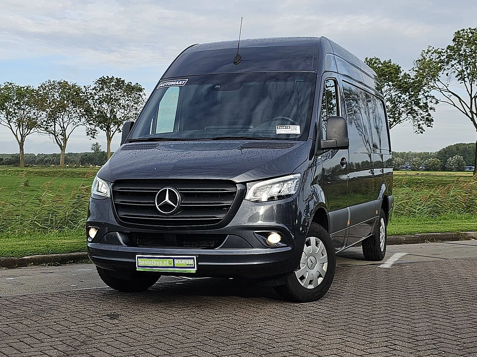 Mercedes-Benz Sprinter (2023) — foto 1
