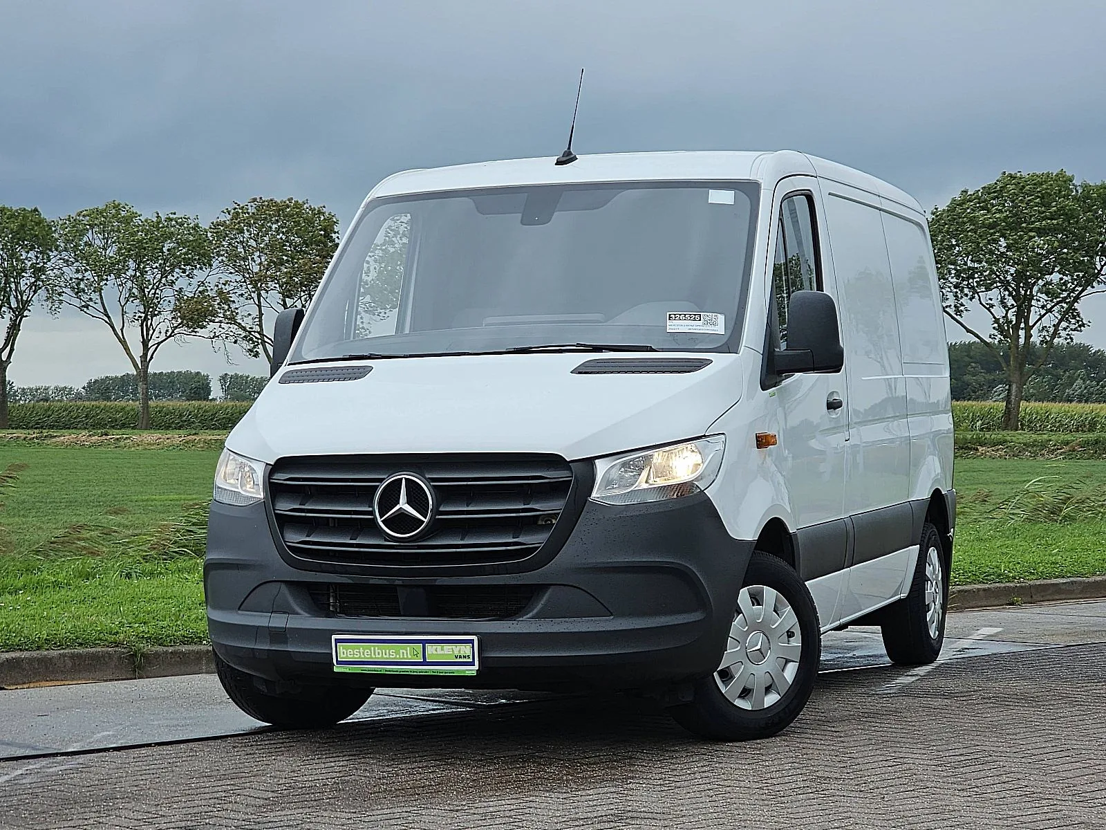 Mercedes-Benz Sprinter (2022) — foto 1