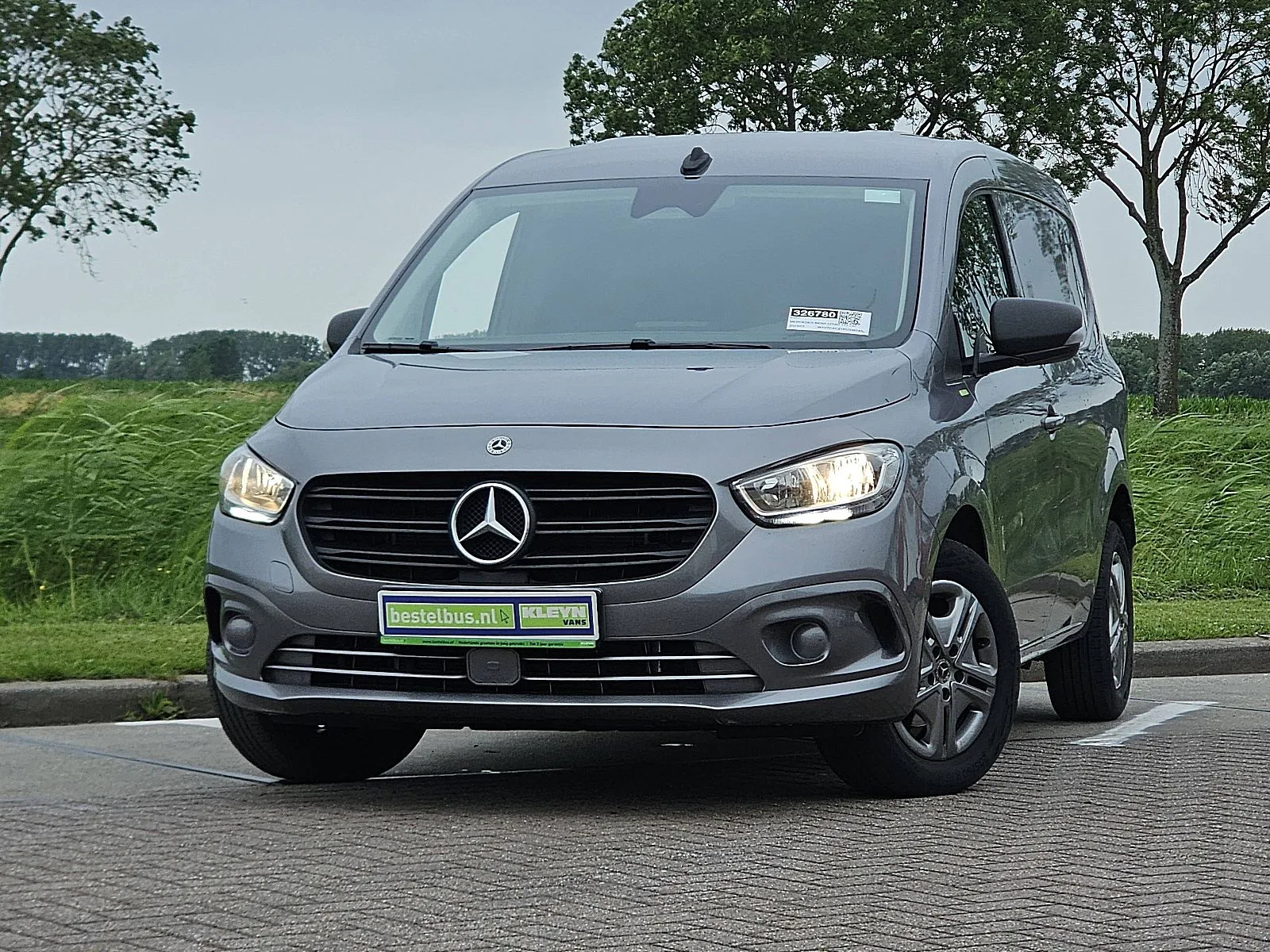 Mercedes-Benz Citan (2023) — foto 1