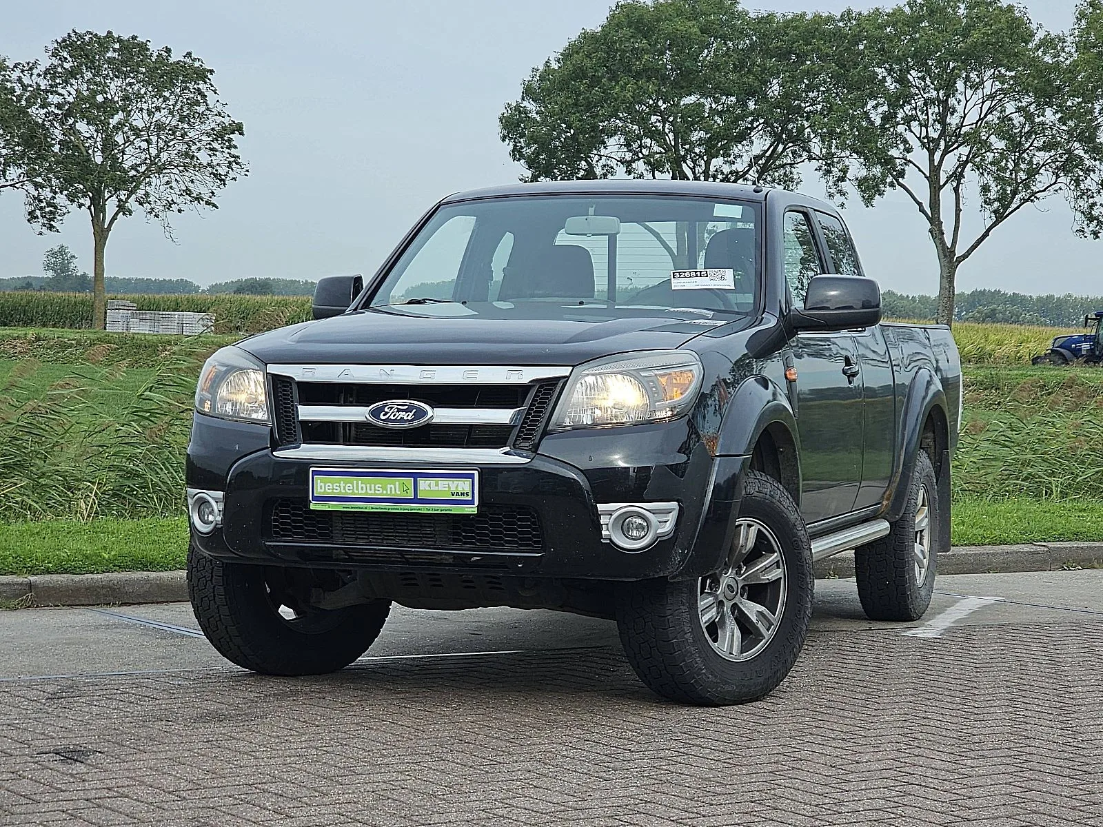 Ford Ranger (2011) — foto 1
