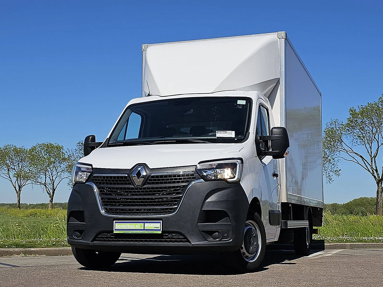 Renault Master (2023) — foto 1