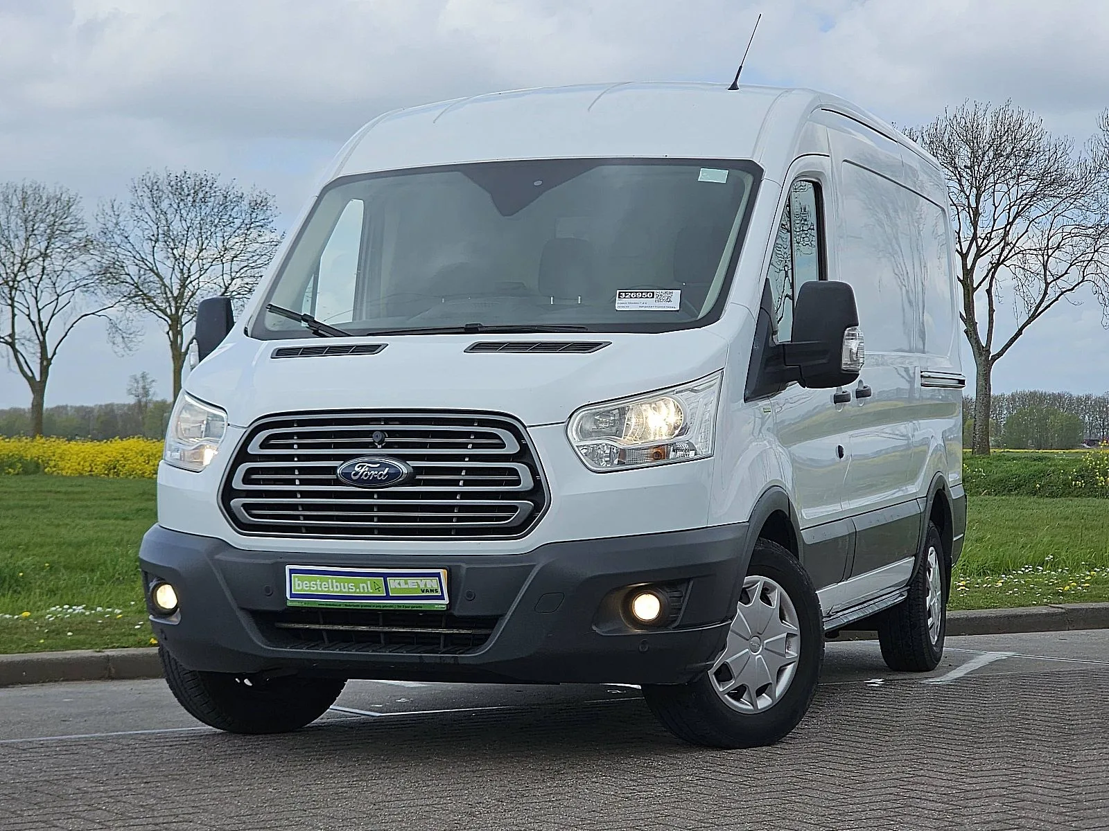 Ford Transit (2016) — foto 1