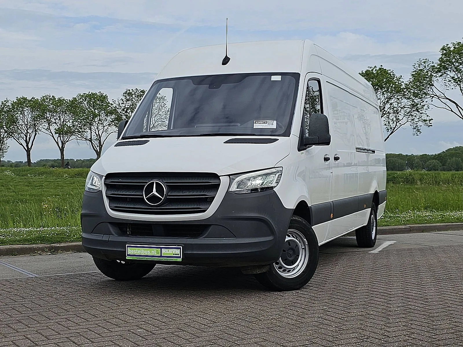 Mercedes-Benz Sprinter (2021) — foto 1
