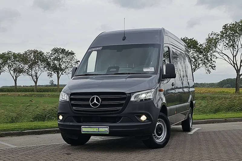 Mercedes-Benz Sprinter (2024)