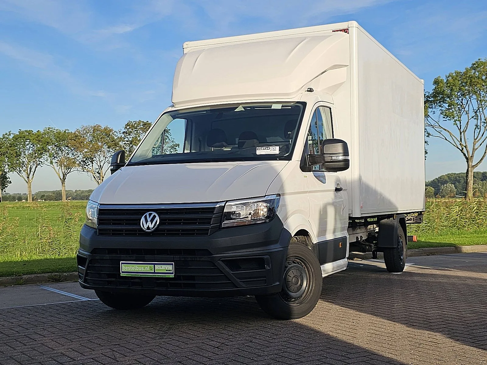 Volkswagen Crafter (2023) — foto 1