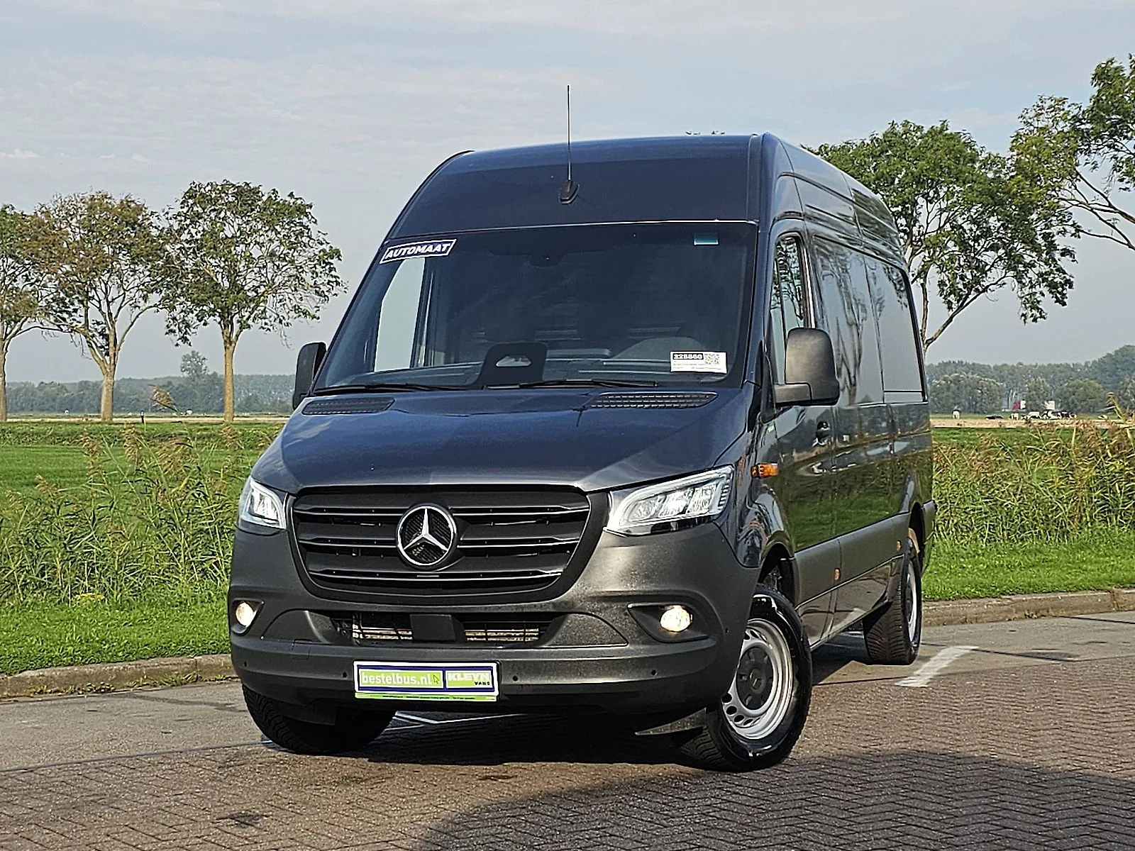 Mercedes-Benz Sprinter (2024) — foto 1