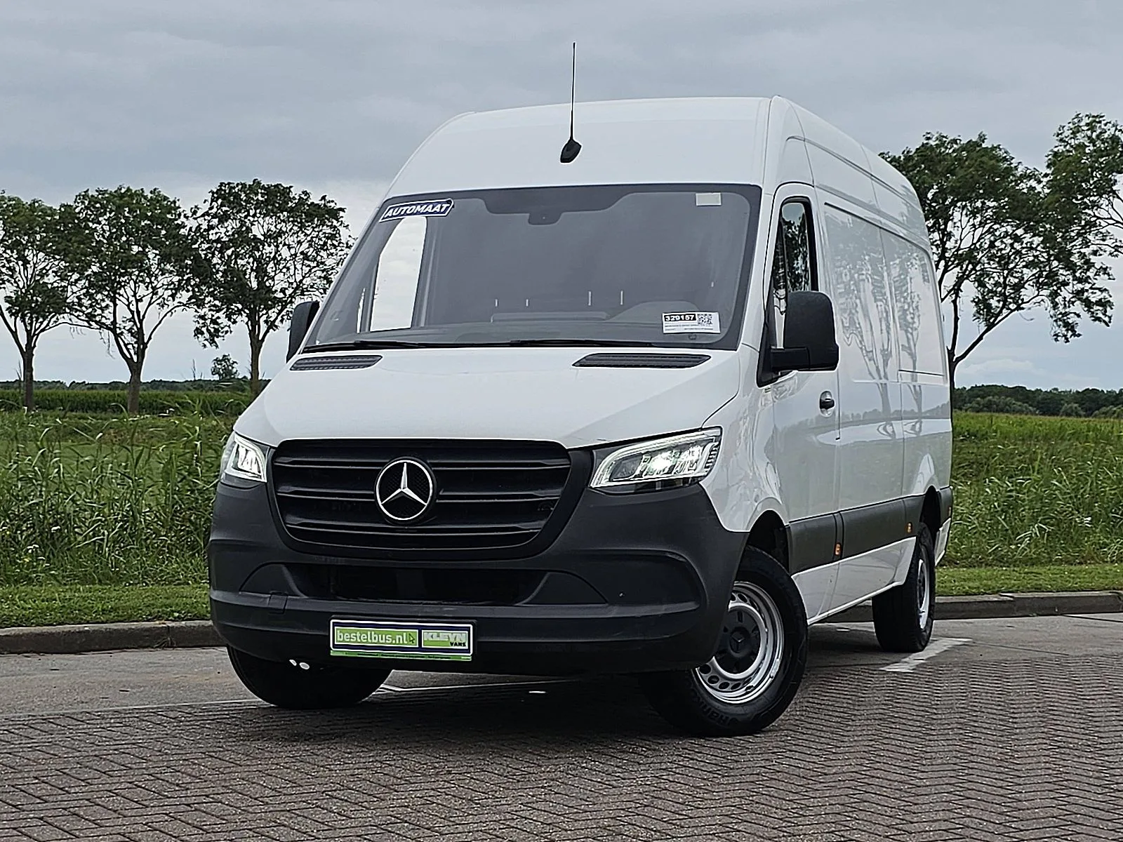 Mercedes-Benz Sprinter (2021) — foto 1