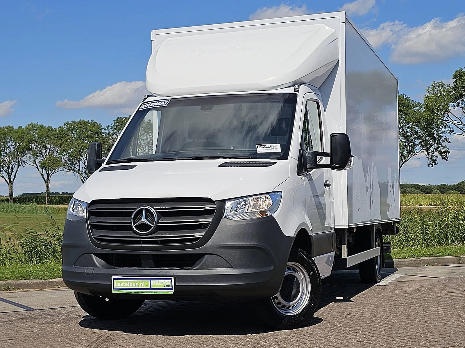 Mercedes-Benz Sprinter (2022) — foto 1