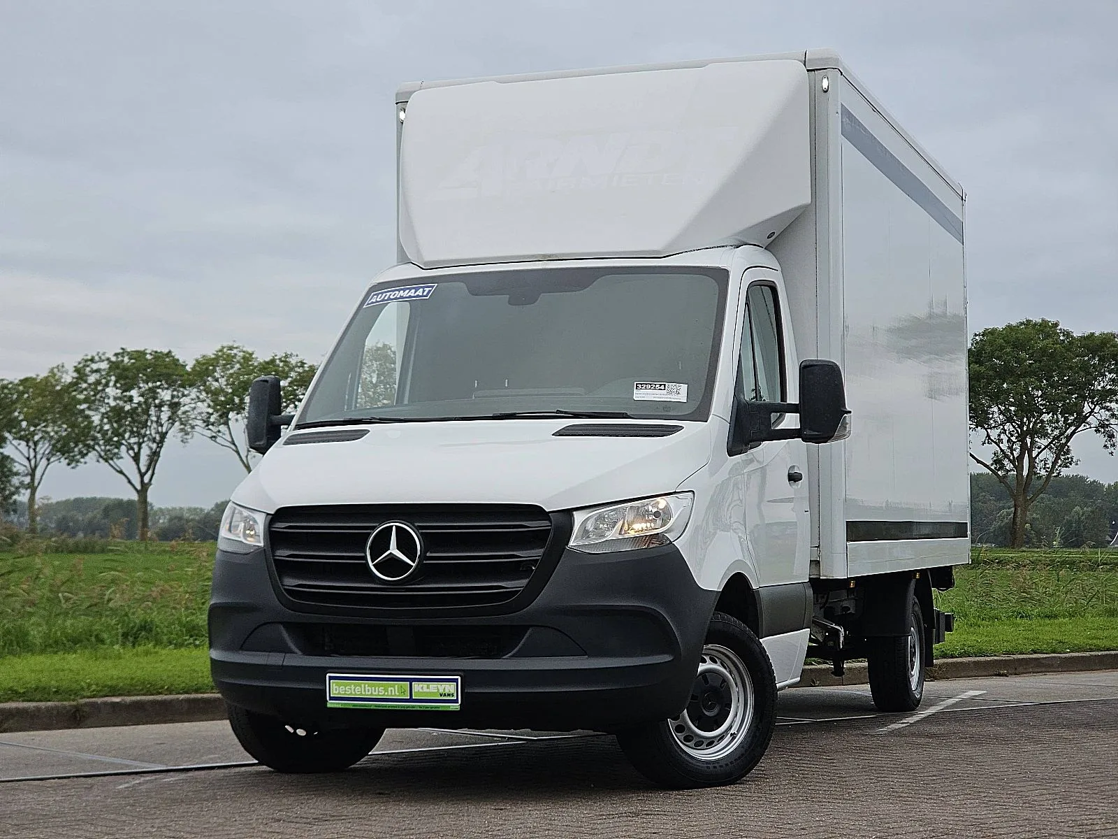 Mercedes-Benz Sprinter (2021) — foto 1