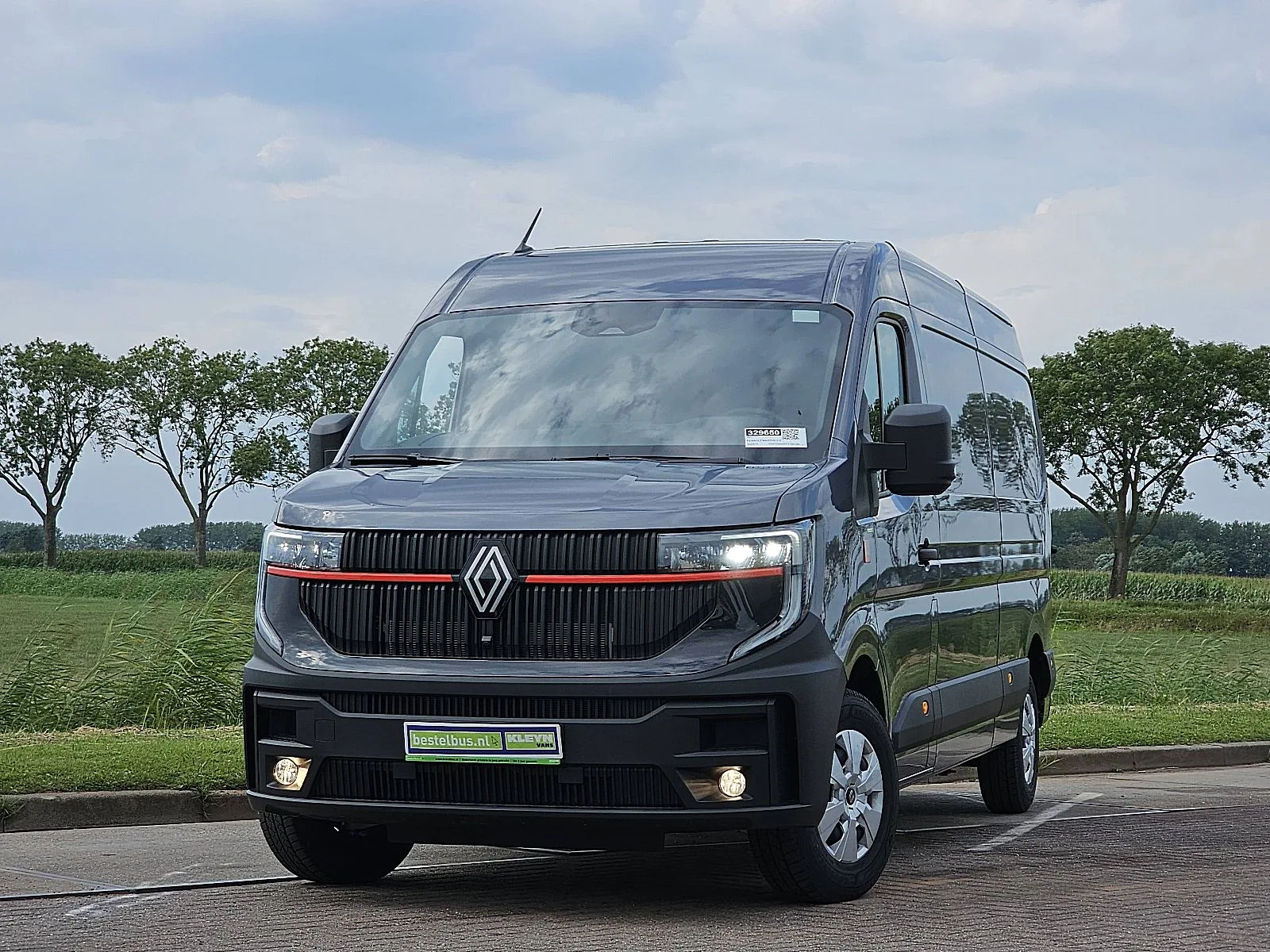 Renault Master (2024) — foto 1