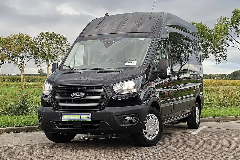 Ford Transit (2023)
