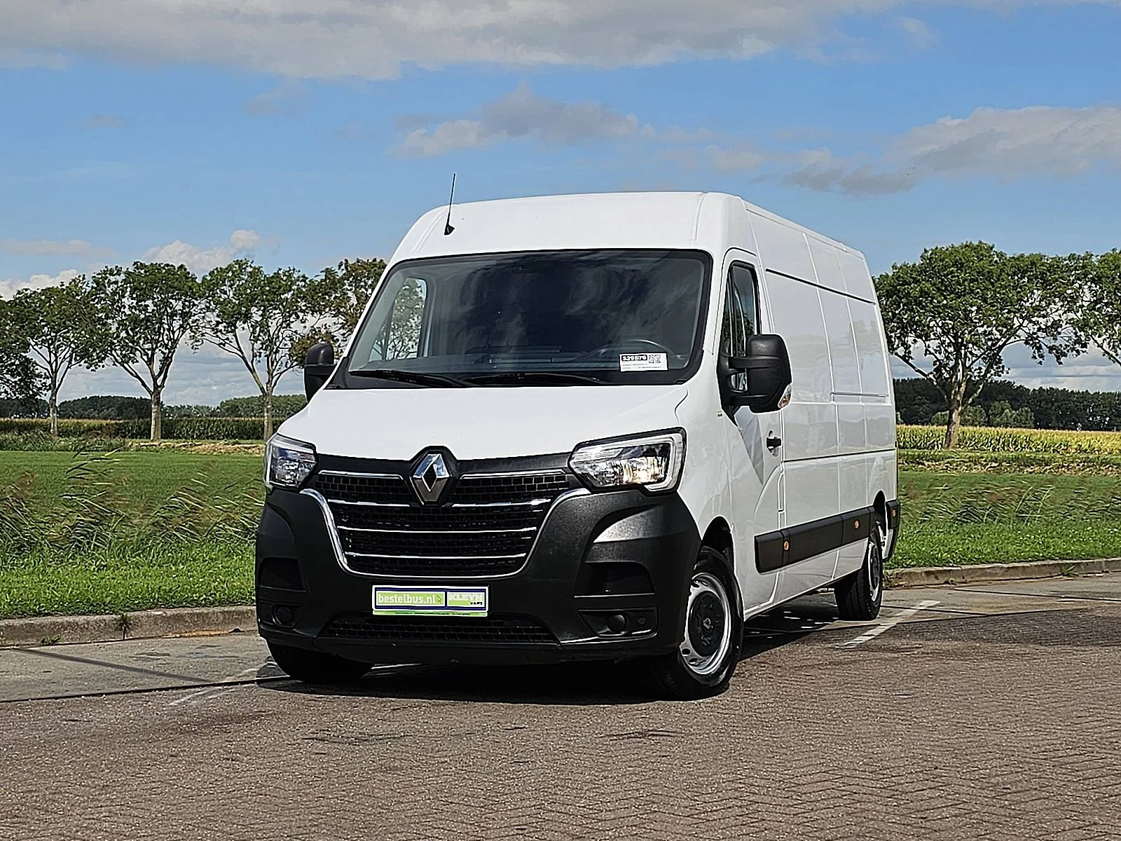 Renault Master (2023) — foto 1