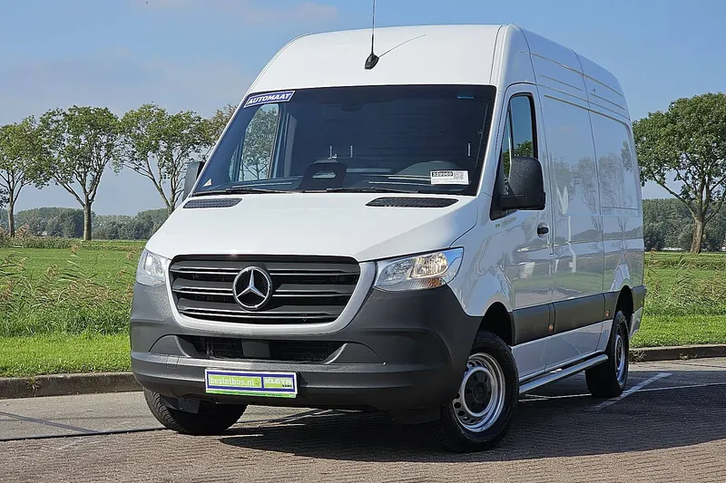 Mercedes-Benz Sprinter (2024)