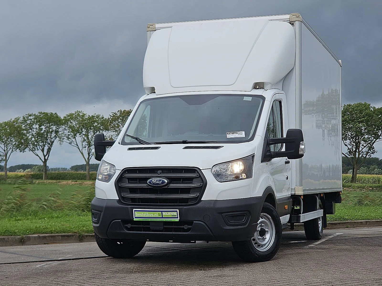Ford Transit (2022) — foto 1