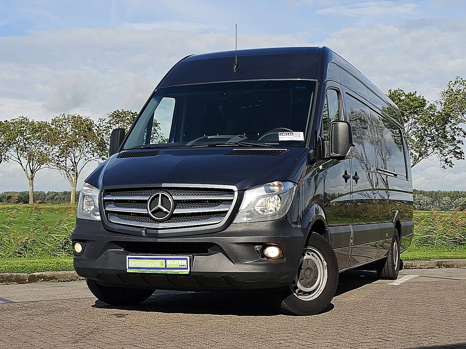 Mercedes-Benz Sprinter (2017) — foto 1