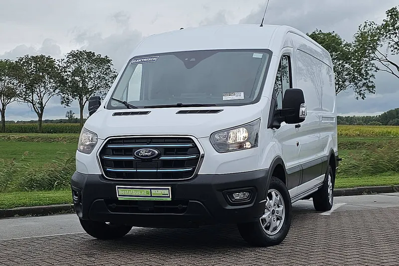 Ford Transit (2024)