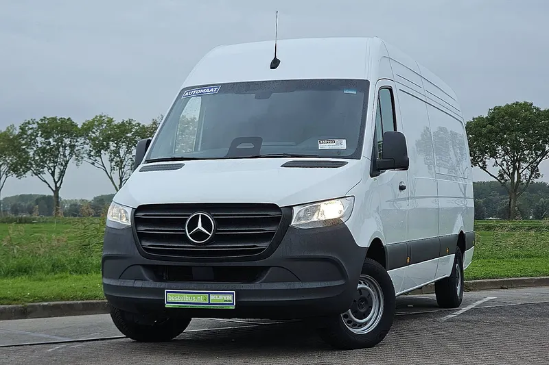 Mercedes-Benz Sprinter (2024)