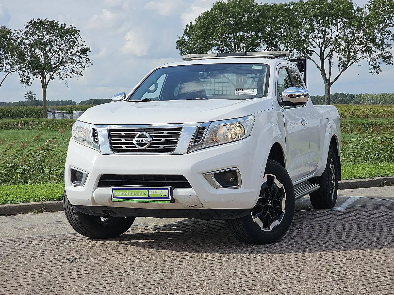 Nissan Navara (2019) — foto 1