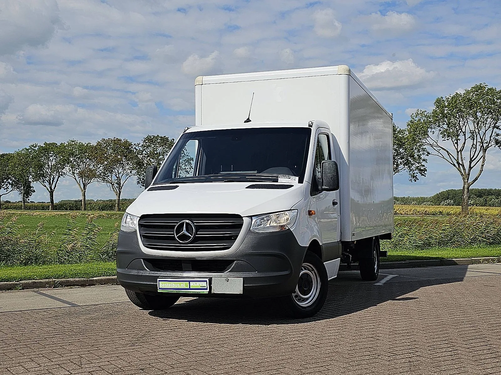 Mercedes-Benz Sprinter (2022) — foto 1