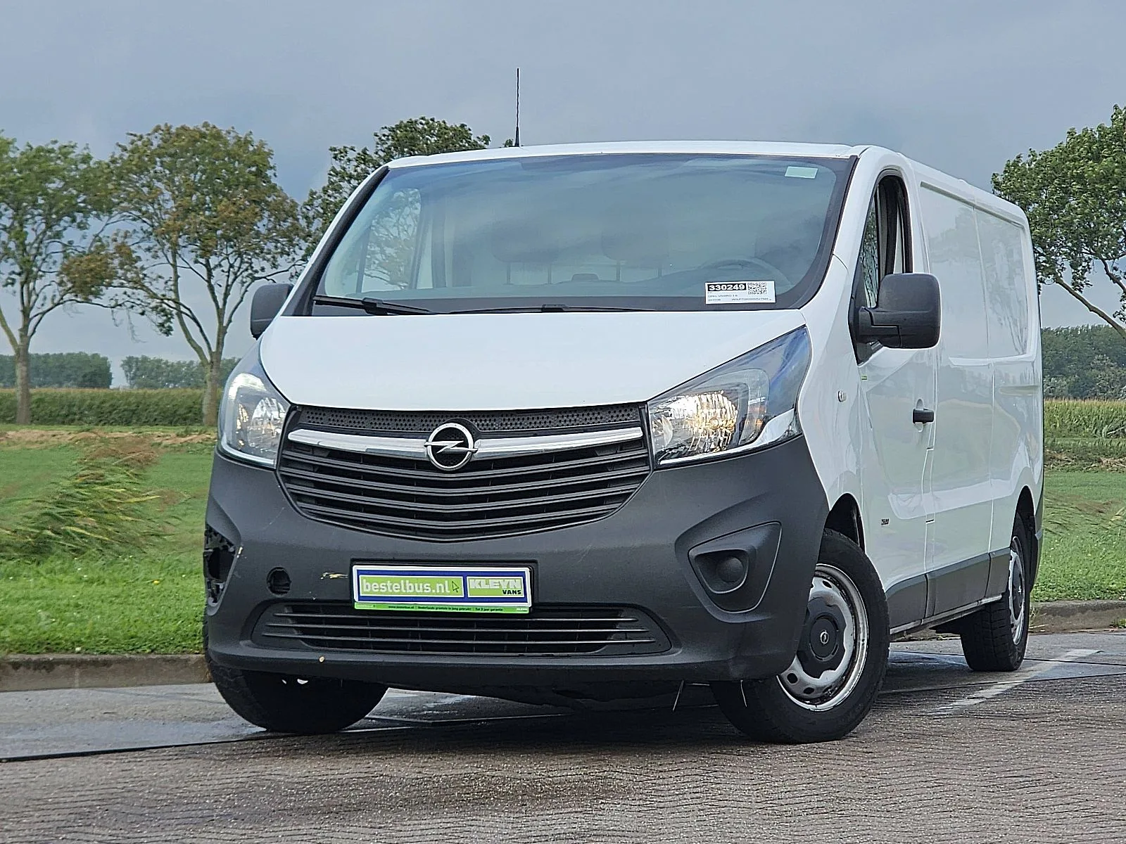 Opel Vivaro (2017) — foto 1