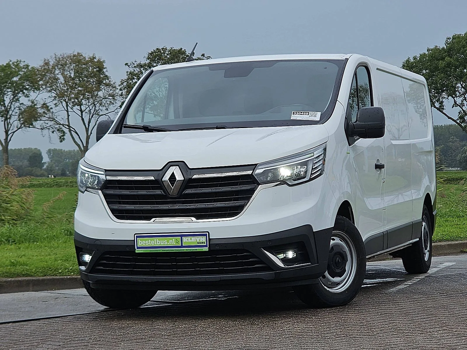 Renault Trafic (2022) — foto 1
