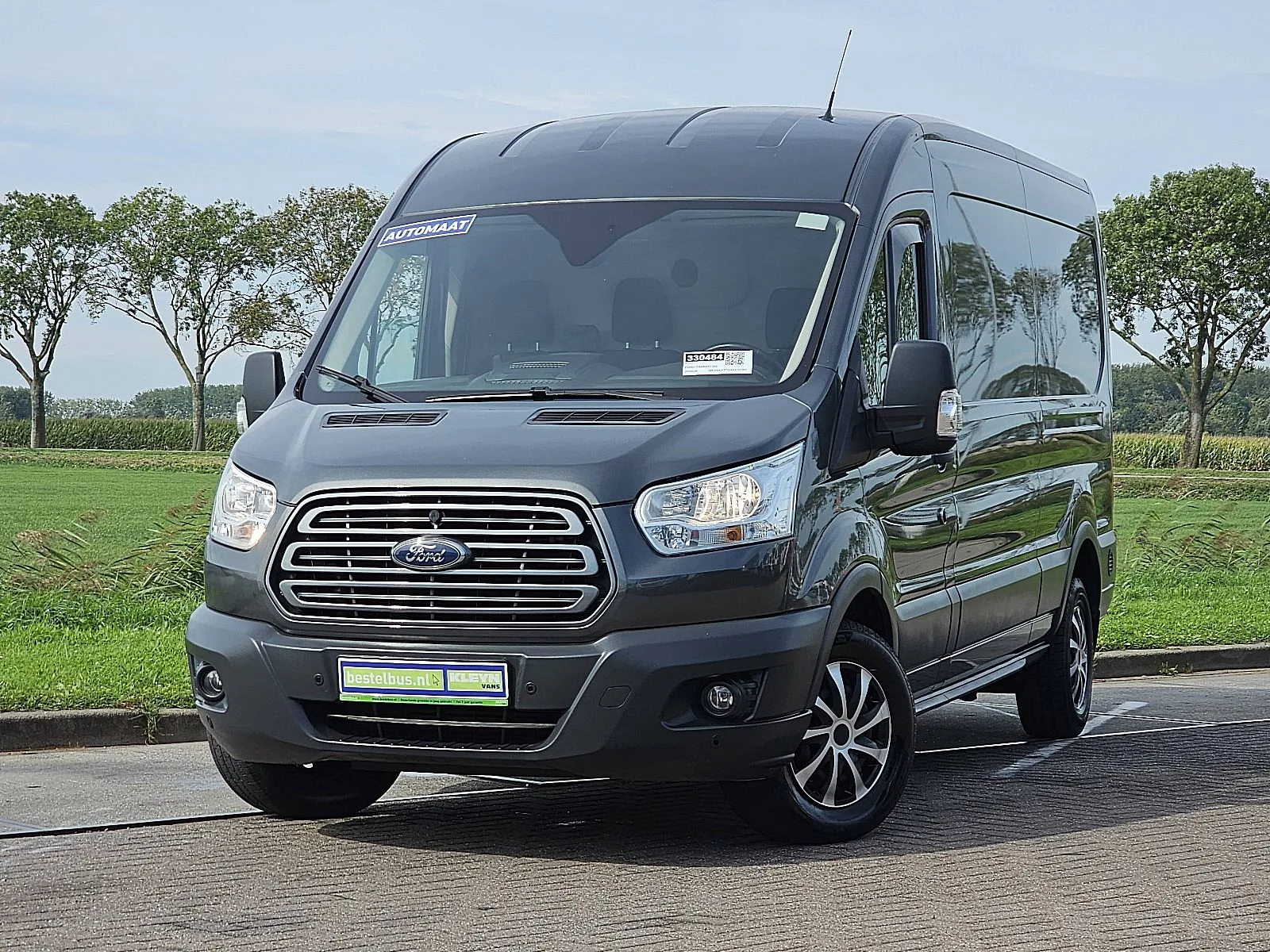 Ford Transit (2019) — foto 1