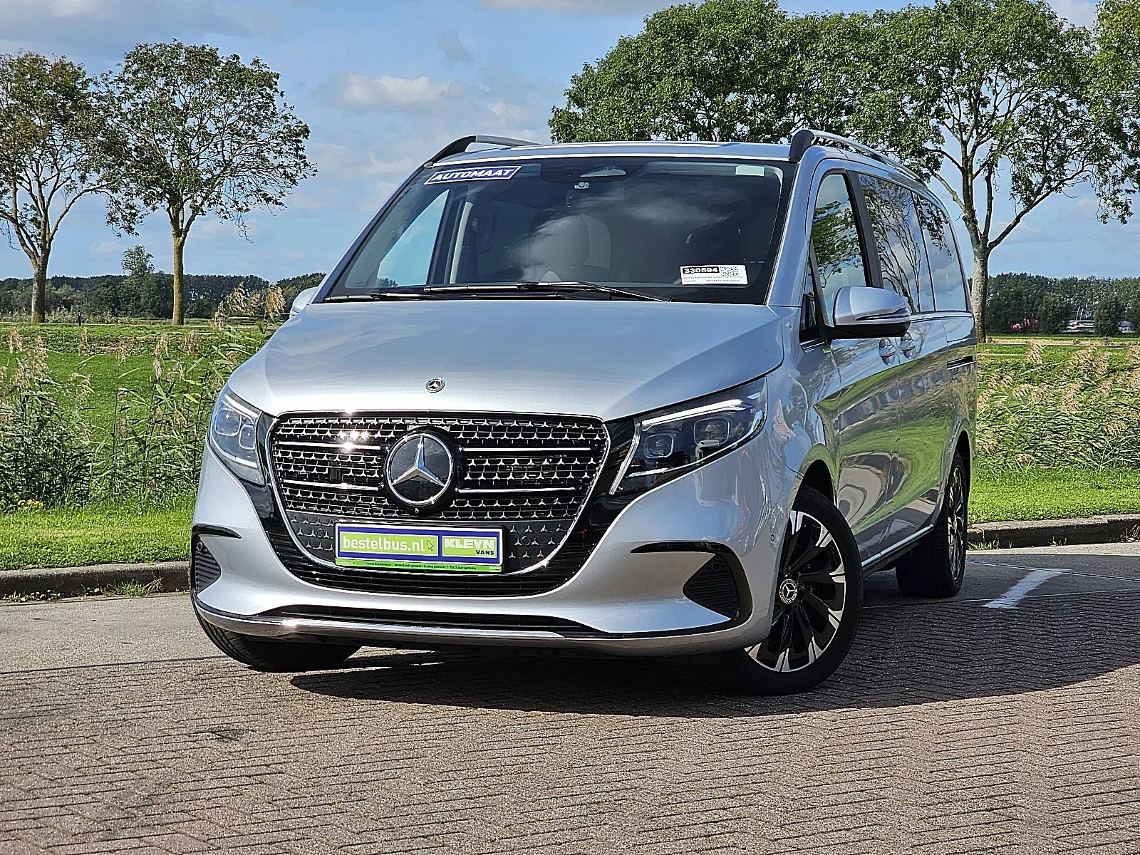 Mercedes-Benz V-Klasse (2025) — foto 1