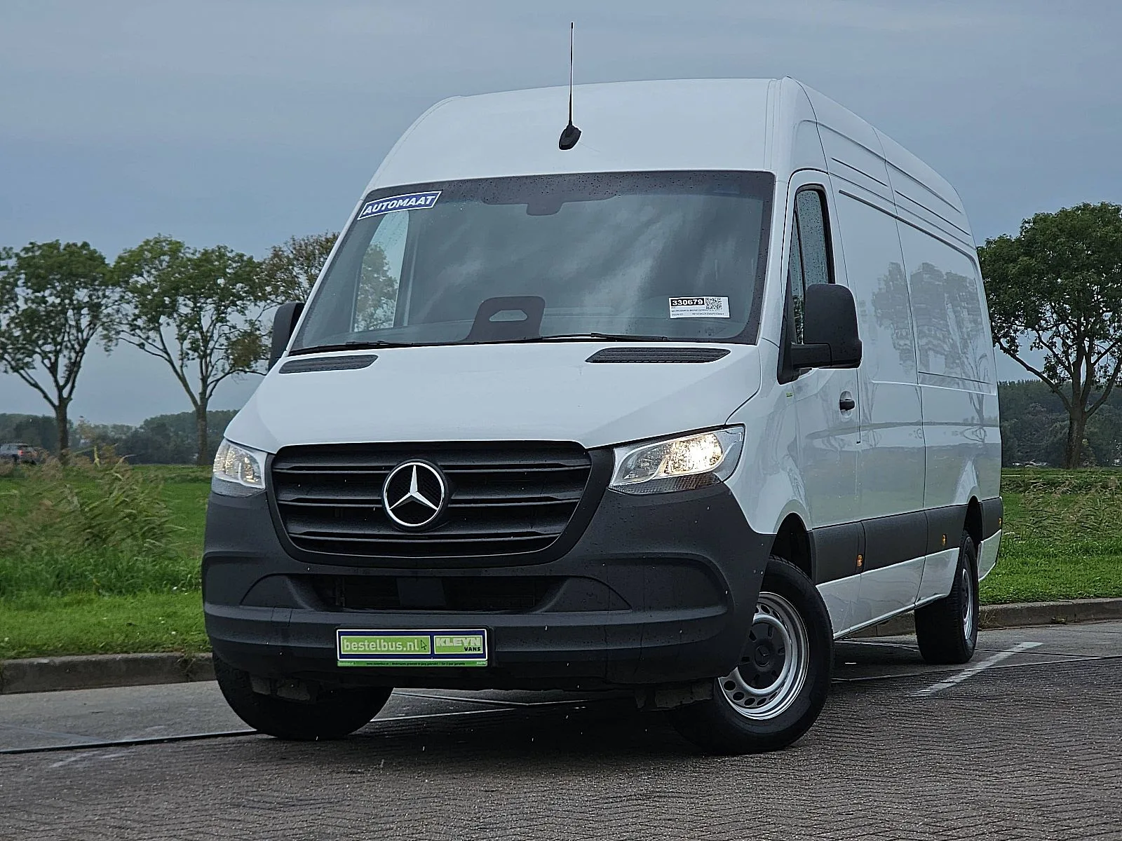 Mercedes-Benz Sprinter (2024) — foto 1