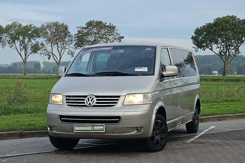 Volkswagen T (2009)