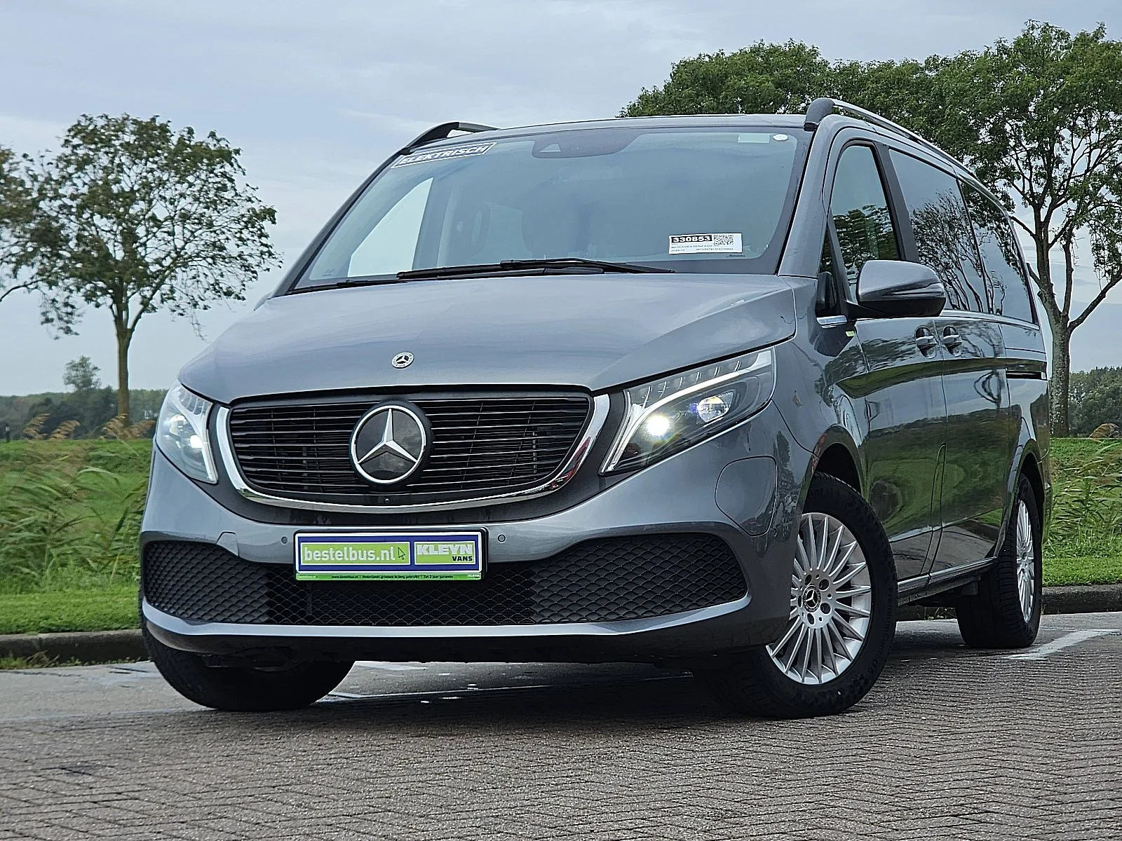 Mercedes-Benz EQV (2024) — foto 1