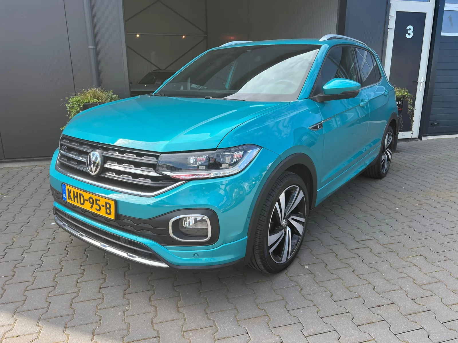Volkswagen T-Cross (2019) — foto 1