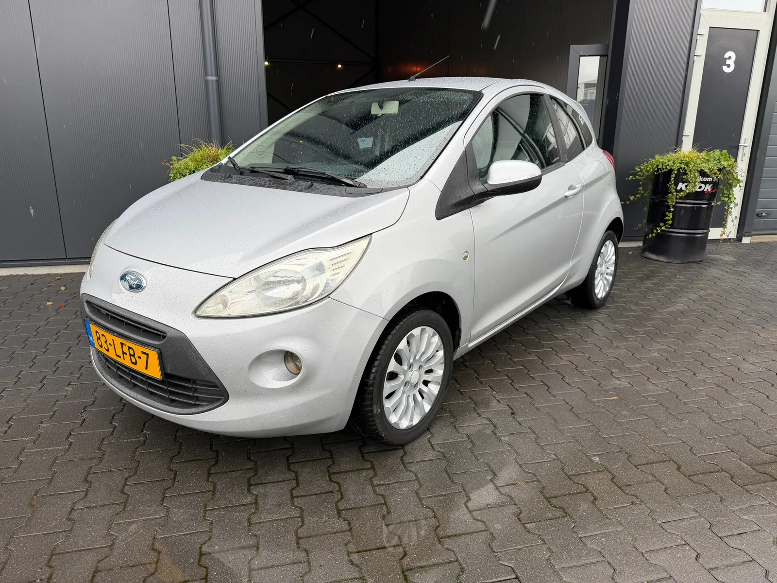 Ford Ka (2010) — foto 1