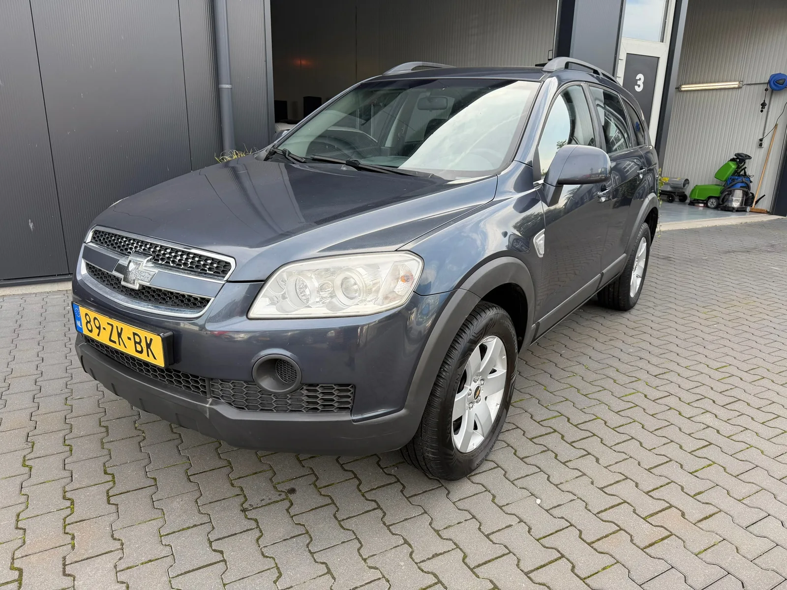 Chevrolet Captiva (2008) — foto 1