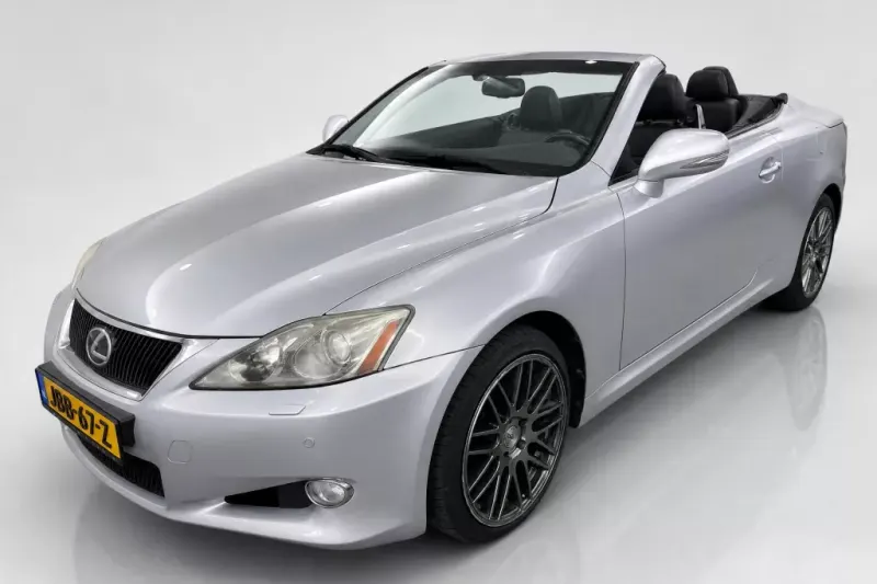 Lexus IS (2009)