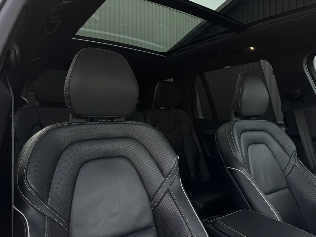 Volvo XC90 (2021) — foto 1